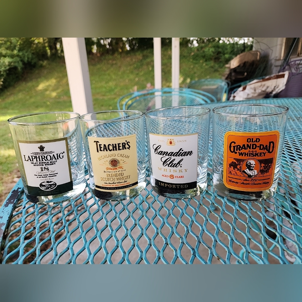 Set Of 4 Variety Whiskey Scotch Glasses Teachers Laphroaig Old Granddad Canadian